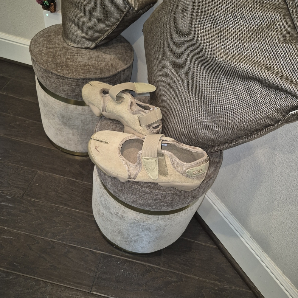 Nike Women's Air Rift